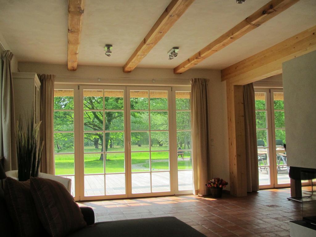Villa Exklusives Holzhaus Burg  Camera foto